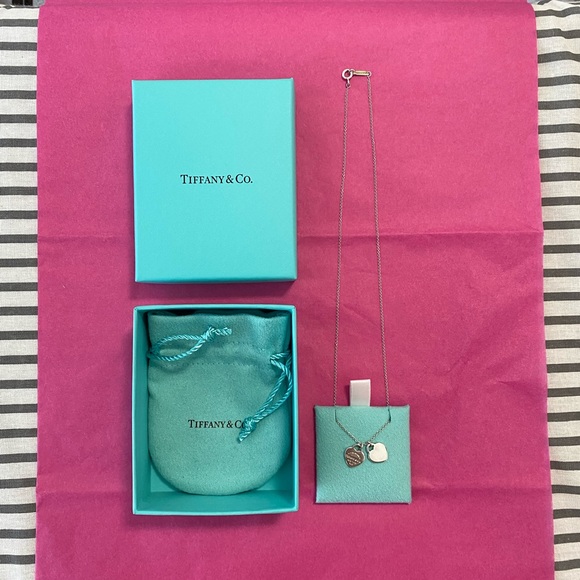 Authentic Tiffany & Co Sterling Silver Double Heart Tag Pendant Necklace ❤️ - Picture 13 of 14